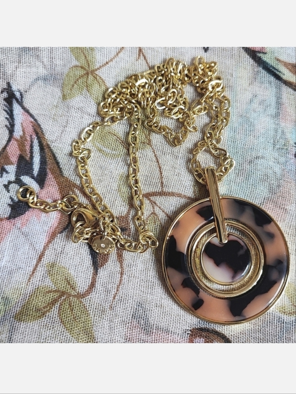 TALBOT'S Talbots Mottled Blush Flesh Leopard Gold Tone Lucite Acetate Necklace